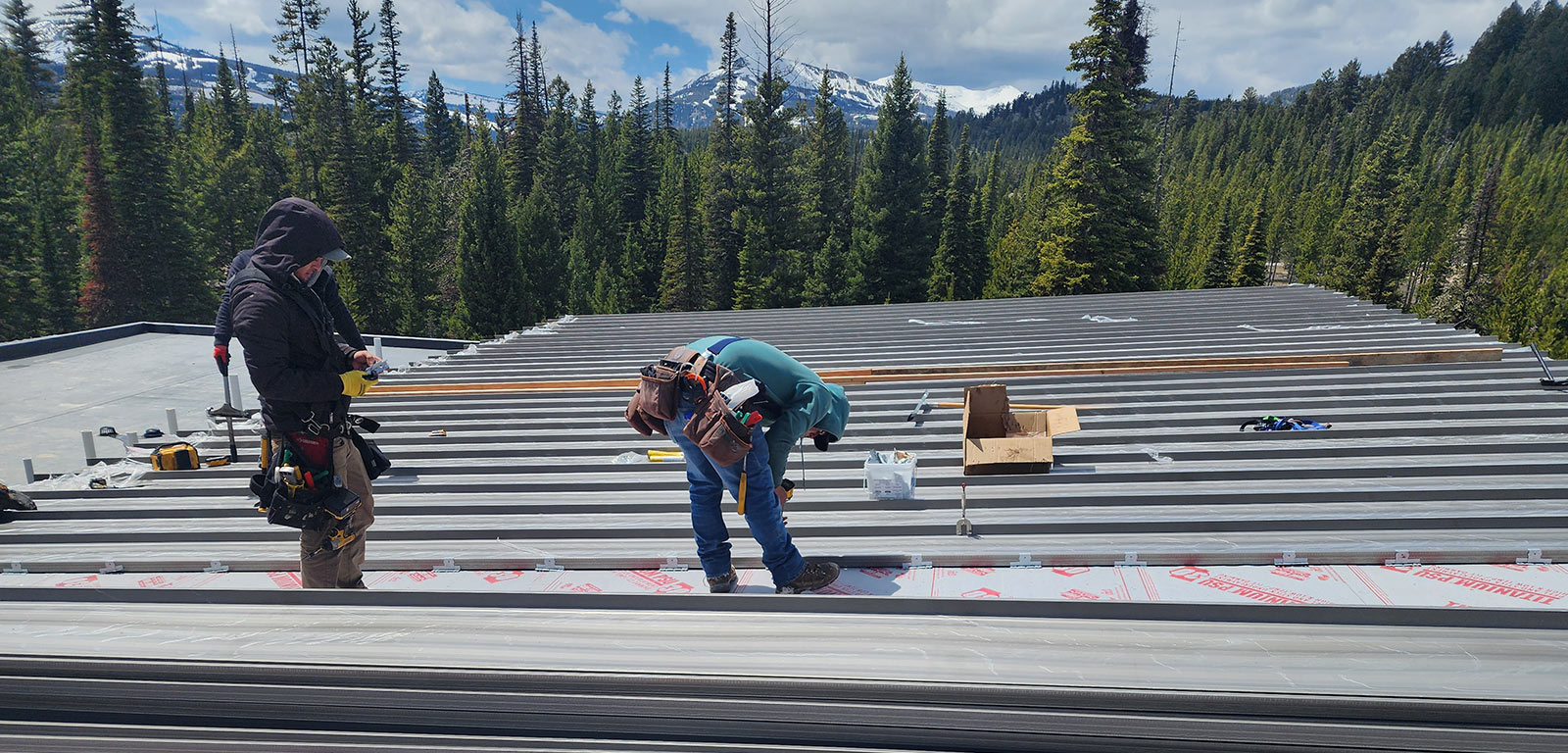 Are Metal Roofs Colder in Winter?